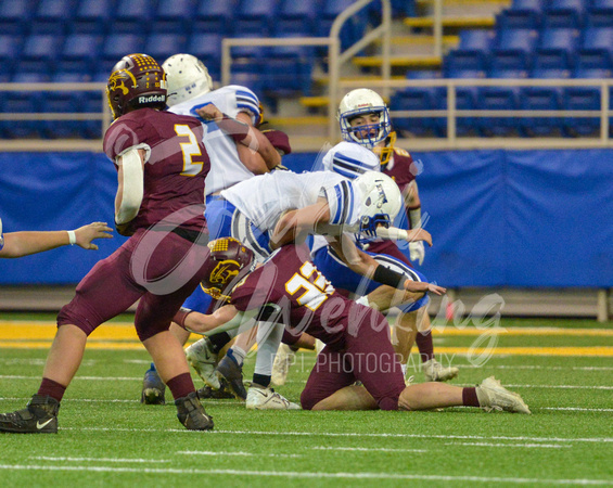 PANTHER FOOTBALL SECTION CHAMPIONSHIP VS NEW YORK MILLS_ELI_20231103_0008