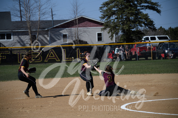 PANTHER SOFTBALL VS BROWERVILLE_20230505_00015