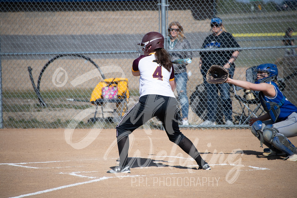 PANTHER SOFTBALL VS NEW YORK MILLS_20210422_107773