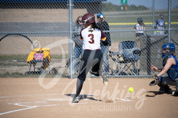 PANTHER SOFTBALL VS NEW YORK MILLS_20210422_107763