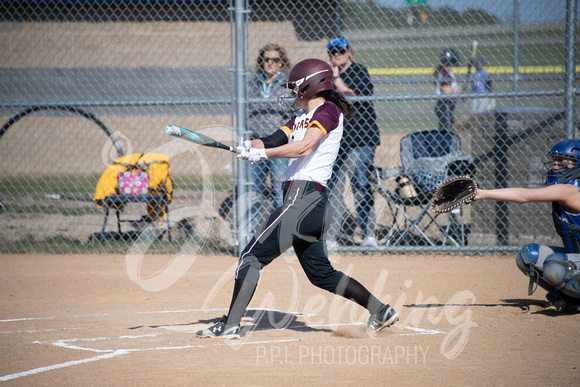 PANTHER SOFTBALL VS NEW YORK MILLS_20210422_107765